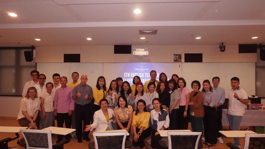 School of Liberal Arts Organizes Faculty Development Program for the English Department