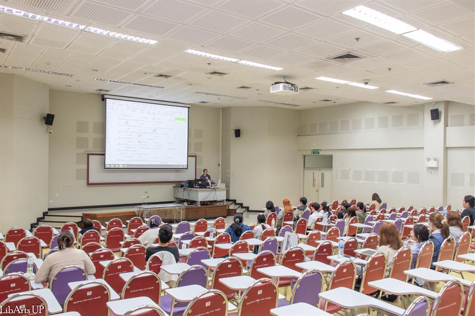 The Language Center in the School of Liberal Arts coordinated a training and examination program for English proficiency (C1)