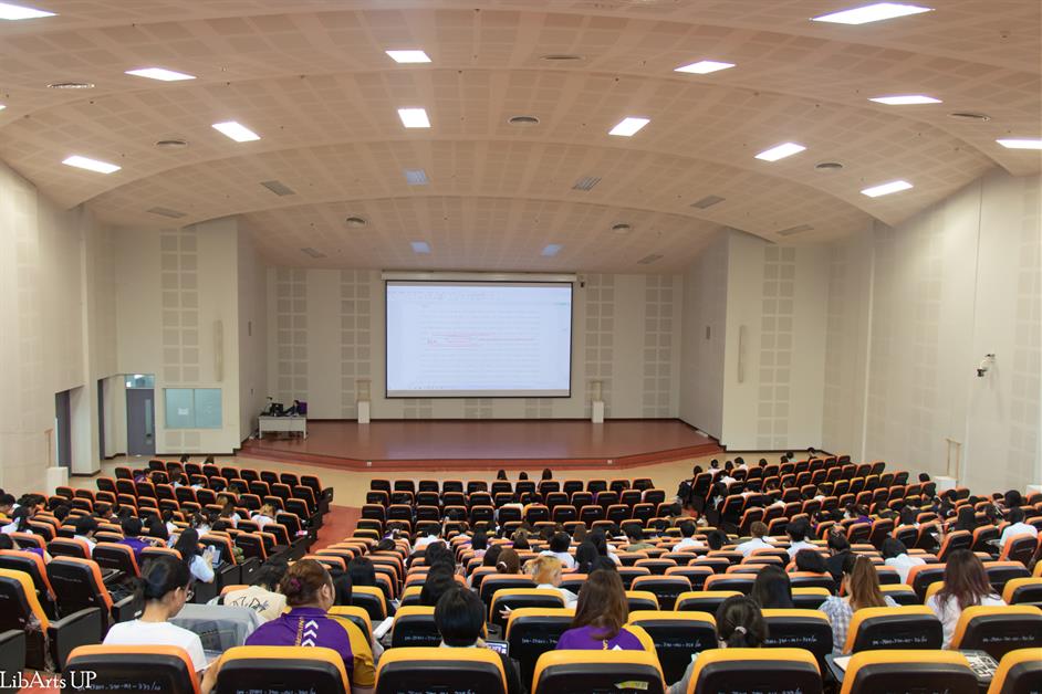 School of Liberal Arts Language Centre Organizes English Proficiency Training and Assessment (C1 Level) Using UP-STEP Test