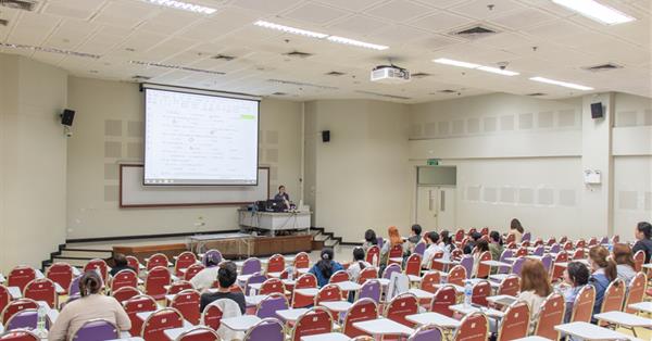 The Language Center in the School of Liberal Arts coordinated a training and examination program for English proficiency (C1)