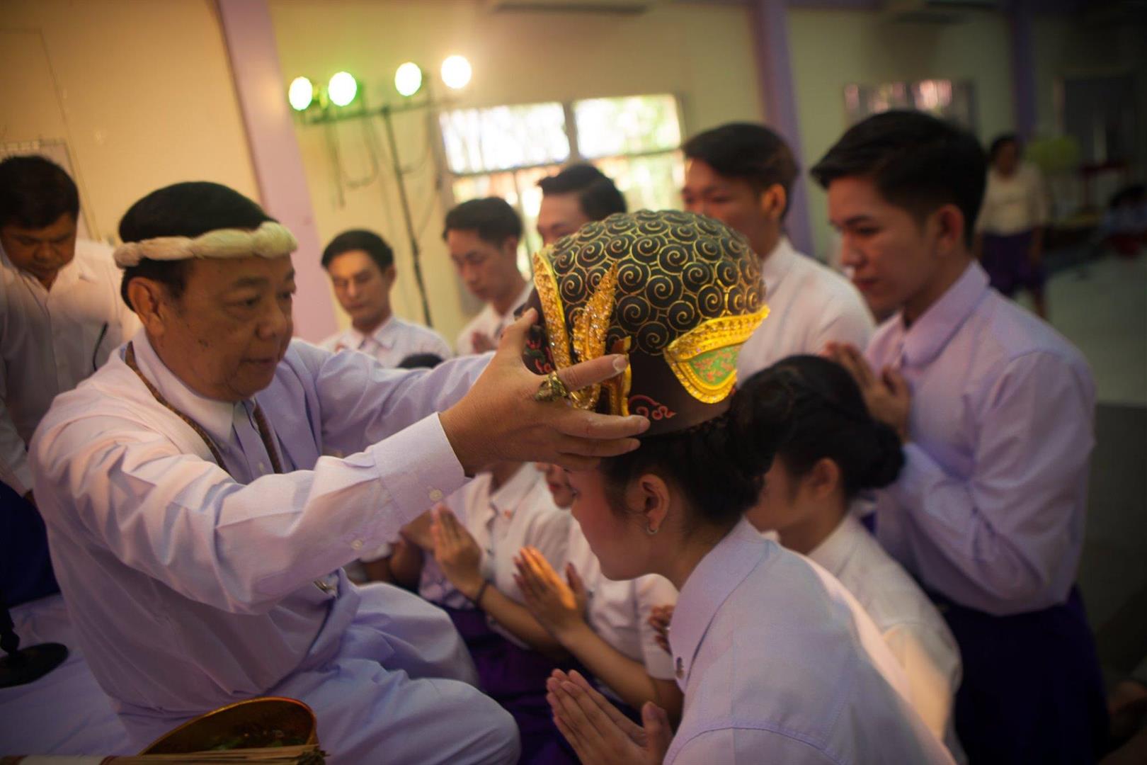 สาขาวิชาศิลปะการแสดง,ได้จัดพิธีไหว้ครูและครอบครูนาฏศิลป์ไทย,ประจำปีการศึกษา,2562,