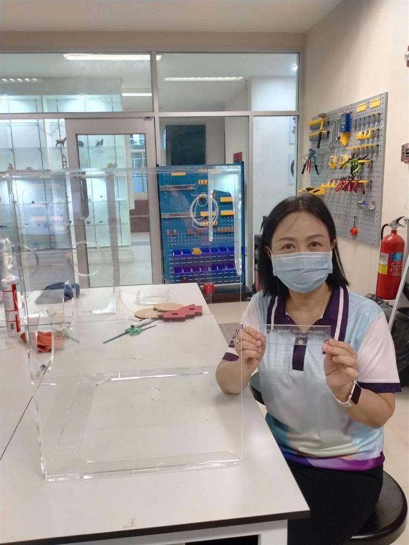 มหาวิทยาลัยพะเยาร่วมกับ สวทช.ภาคเหนือ ผลิต Aerosol Box กล่องป้องกันเชื้อฟุ้งกระจาย เกราะคุ้มภัยให้คุณหมอ