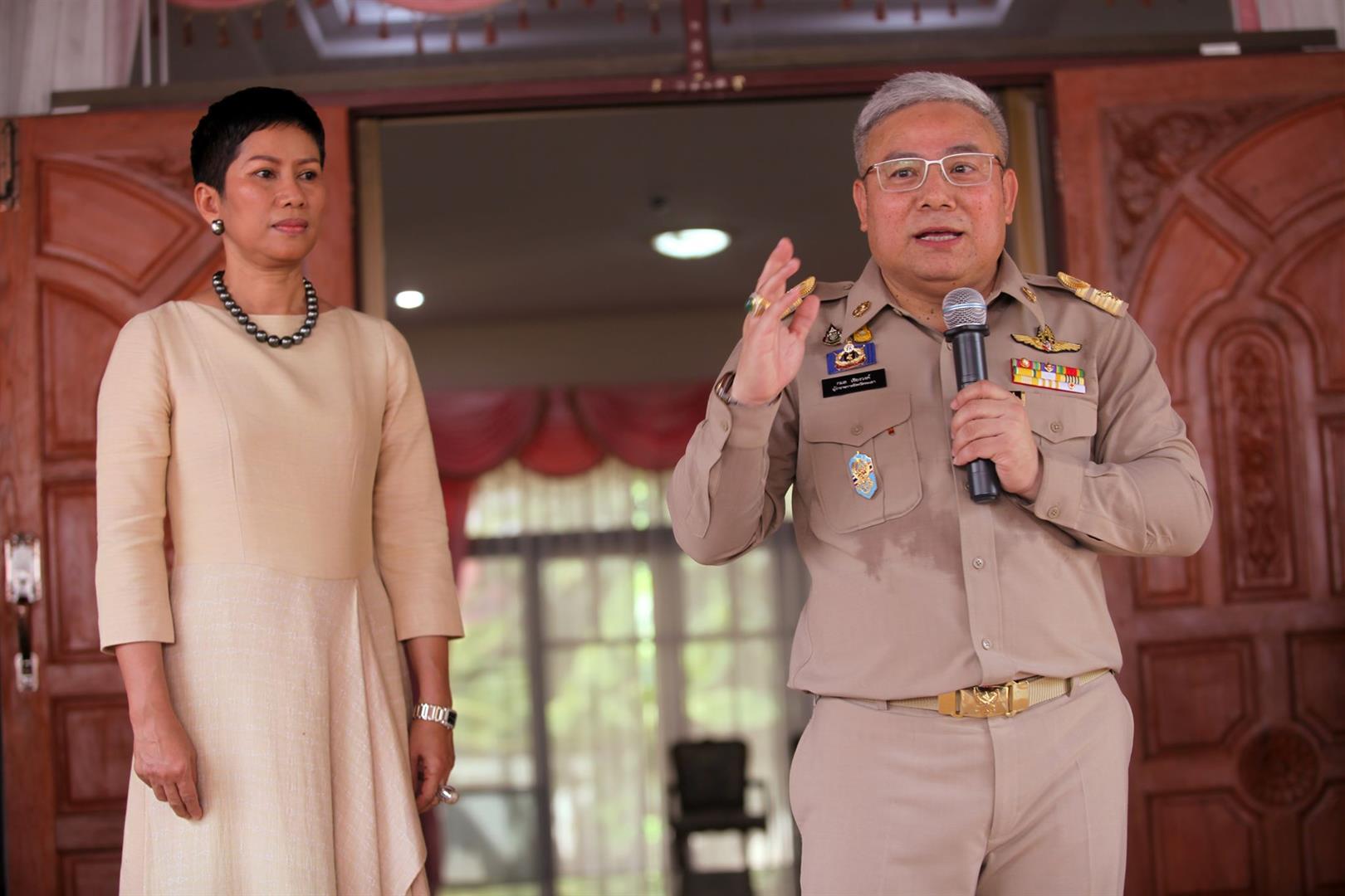 สาขาศิลปะและการแสดง,ได้เข้าร่วมแสดงต้อนรับ,นายกมล,เชียงวงค์,ผู้ว่าราชการจังหวัดพะเยา