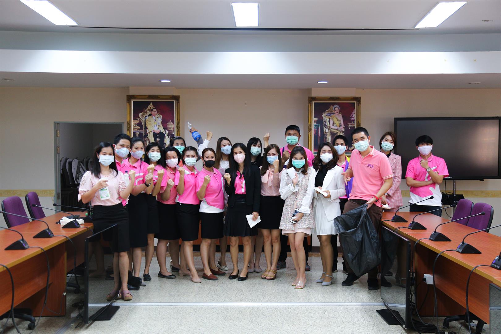 กองกลาง ร่วมใจ ต้ายภัยCOVID-19