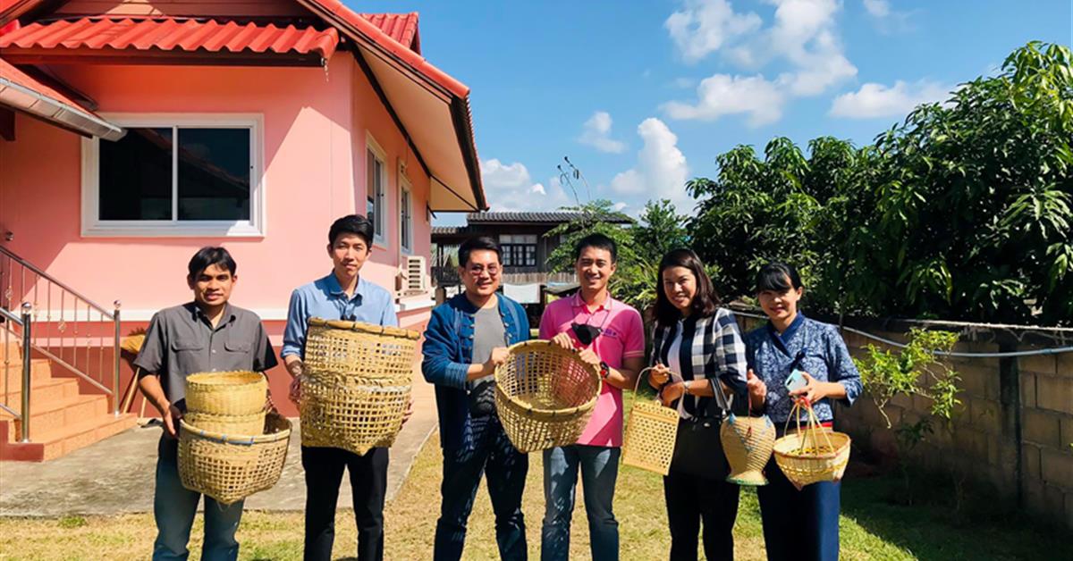 คณะศิลปศาสตร์ ลงพื้นที่เพื่อติดตามผลการดำเนินงานโครงการ 1 คณะ 1 ชุมชนนวัตกรรม  ณ เทศบาลตำบลเจริญราษฏร์ อำเภอแม่ใจ จังหวัดพะเยา
