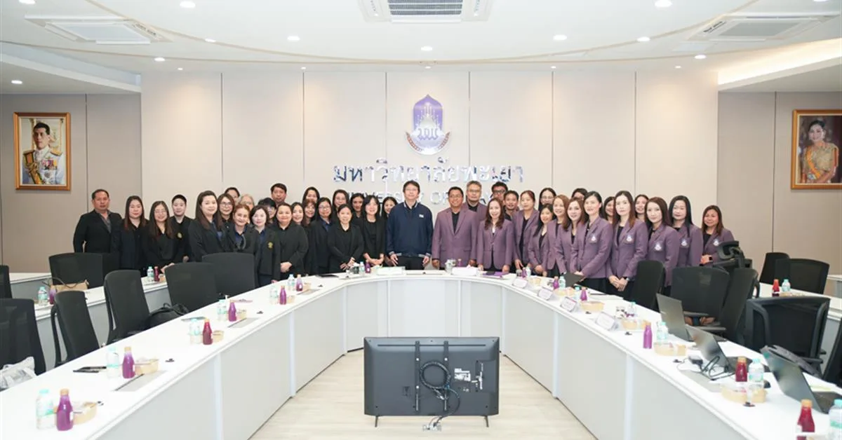 กองคลัง ม.พะเยา ต้อนรับคณะศึกษาดูงานจากมหาวิทยาลัยแม่โจ้ ร่วมแลกเปลี่ยนเรียนรู้ด้านการเงินการคลัง