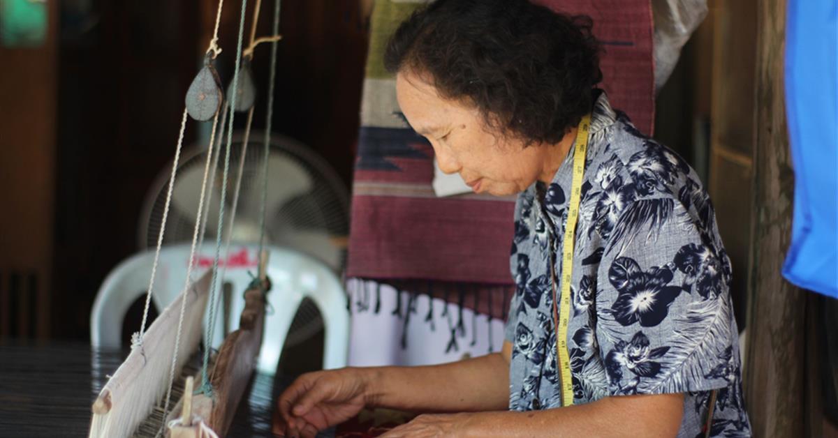 คณะนิติศาสตร์ รับการประเมินโครงการ 1 ชุมชน 1 นวัตกรรม คณะนิติศาสตร์ ภายใต้ "โครงการพัฒนาอำเภอเชียงม่วน จังหวัดพะเยา ให้เป็นชุมชน นวัตกรรม เรื่องการจัดการหนี้สินอย่างยั่งยืน สร้างรายได้ พึ่งพาตนเองได้ด้วยศักยภาพของผู้นำชุมชน ผู้สูงอายุและทุนวัฒนธรรม"