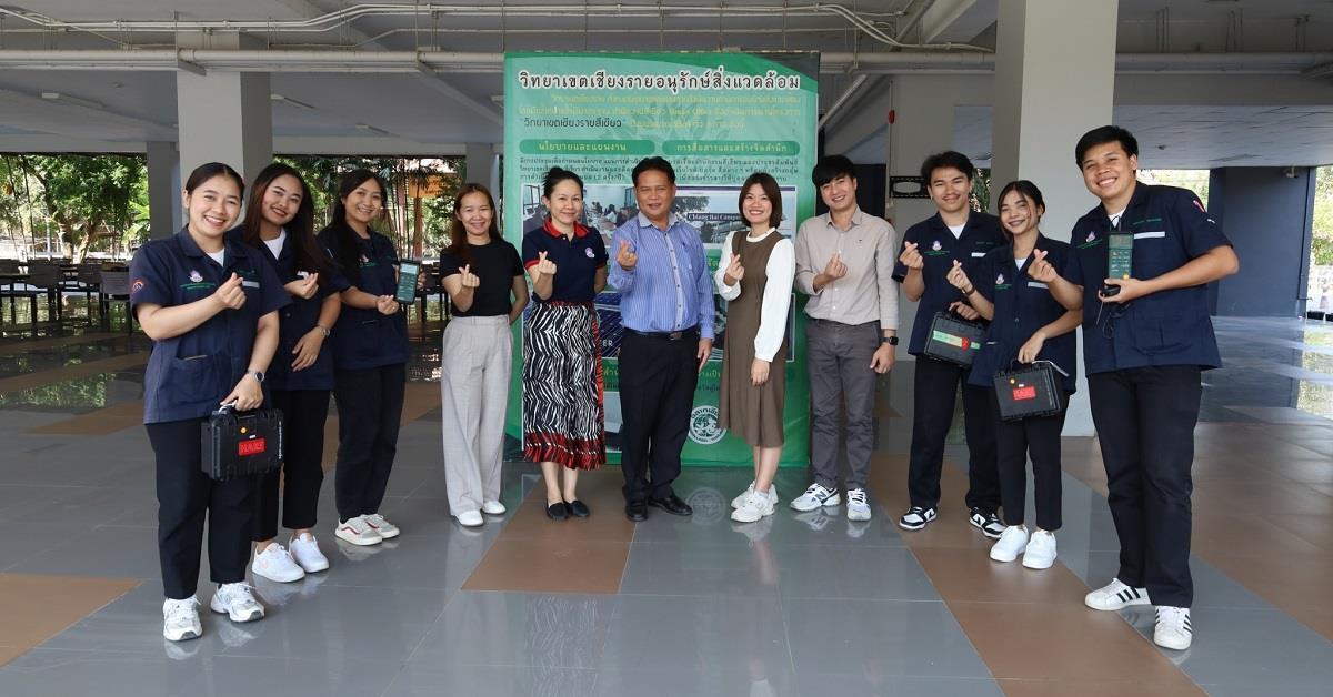 สา’สุข ม.พะเยา สาขาวิชาอาชีวอนามัยและความปลอดภัย ให้บริการวิชาการในการตรวจวัดความเข้มของแสงสว่าง