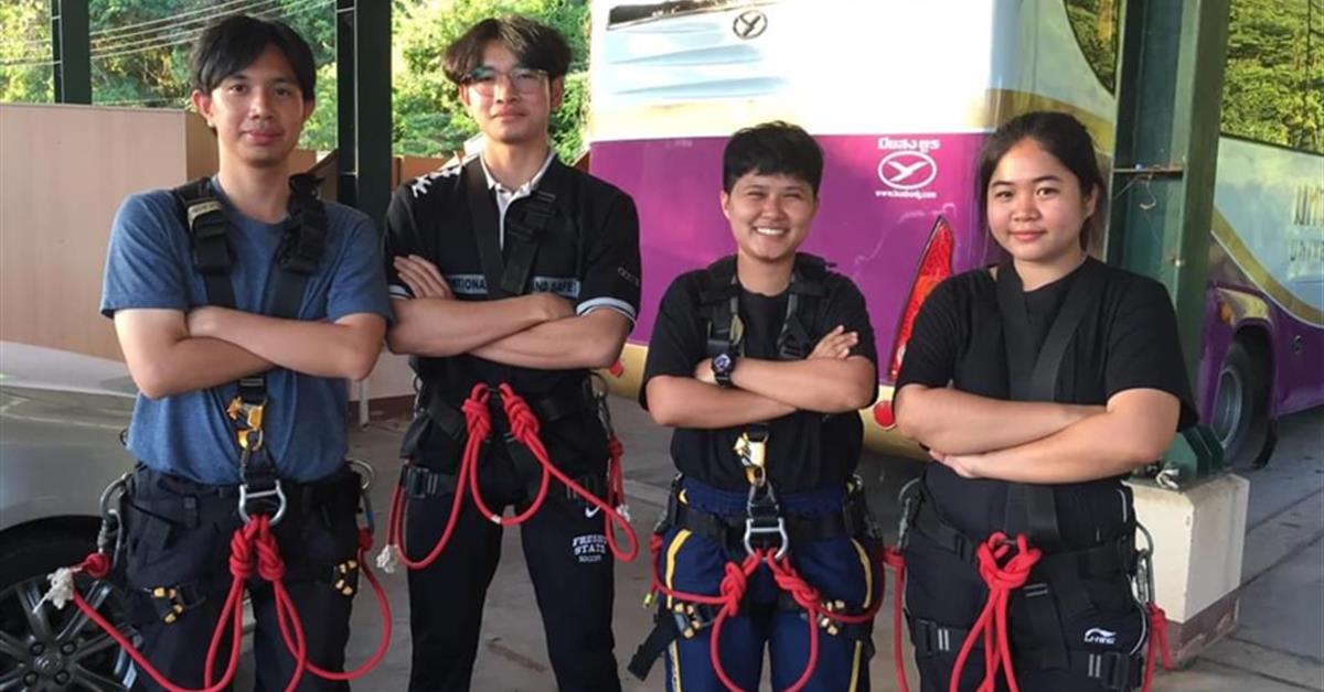 สาขาวิชาอาชีวอนามัยและความปลอดภัย จัดกิจกรรมฝึกอบรมการปฏิบัติงานบนที่สูงและการช่วยเหลือกรณีเหตุฉุกเฉิน