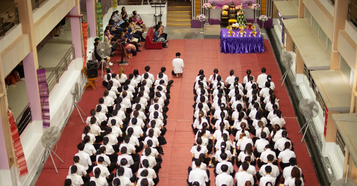 Thai Blessing Ceremony for freshmen at School of Nursing