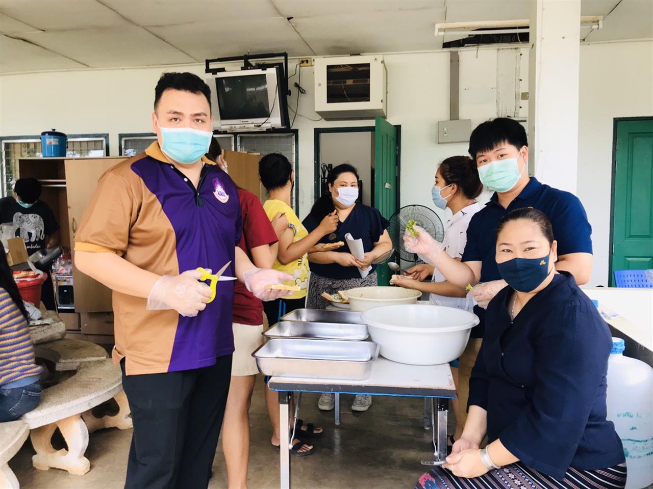 ส่งเสริมคุณลักษณะความเป็นไทย