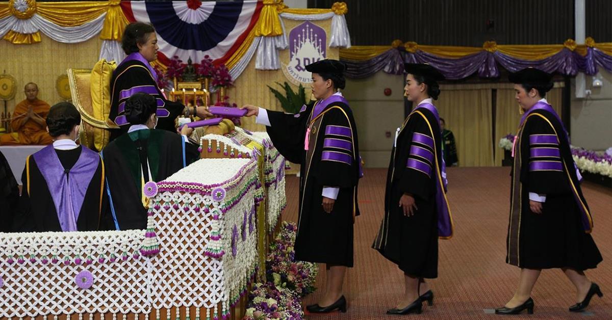 พิธีพระราชทานปริญญาบัตรแก่ผู้สำเร็จการศึกษาจากมหาวิทยาลัยพะเยา ประจำปีการศึกษา ๒๕๖๑ ณ หอประชุมพญางำเมือง มหาวิทยาลัยพะเยา