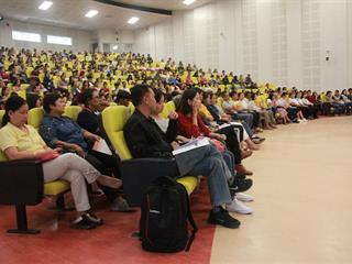 คณะศิลปศาสตร์จัดประชุมผู้ปกครองนิสิตใหม่,ณ,ห้อง,UB,001,อาคาร,99,ปี,,พระอุบาลีคุณูปมาจารย์,มหาวิทยาลัยพะเยา