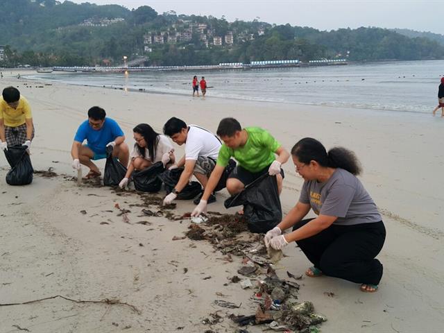 มหาวิทยาลัยพะเยา,ลงพื้นที่จัดทำกิจกรรม,CSR,รณรงค์เก็บขยะชายหาด