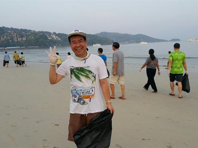 มหาวิทยาลัยพะเยา,ลงพื้นที่จัดทำกิจกรรม,CSR,รณรงค์เก็บขยะชายหาด