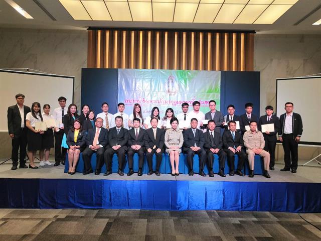 คณะนิติศาสตร์,คว้าอันดับ,1,ในระดับภาค,5