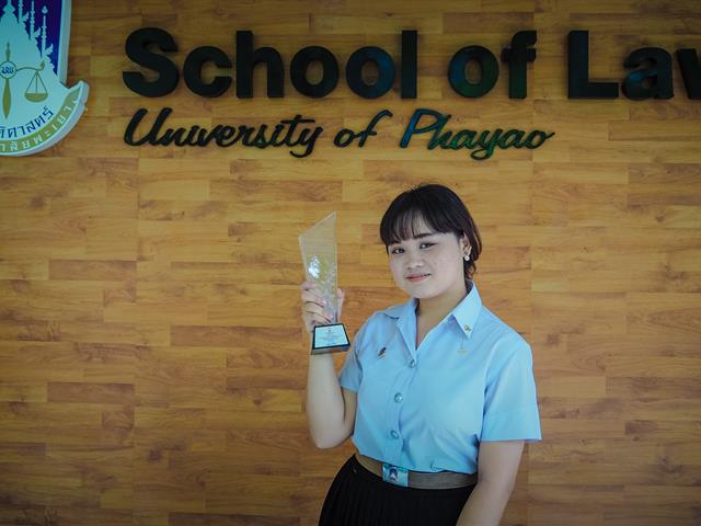 คณะนิติศาสตร์,คว้าอันดับ,1,ในระดับภาค,5