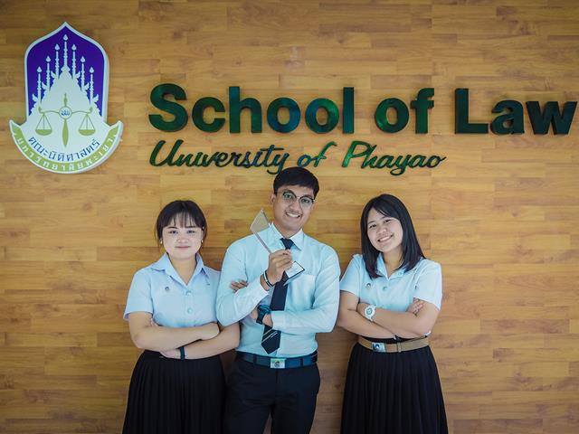 คณะนิติศาสตร์,คว้าอันดับ,1,ในระดับภาค,5