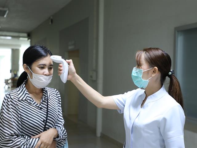 บุคลากรสายบริการ คณะทันตแพทยศาสตร์พร้อมรับการพัฒนาตามระบบมาตรฐาน ISO 9001: 2015