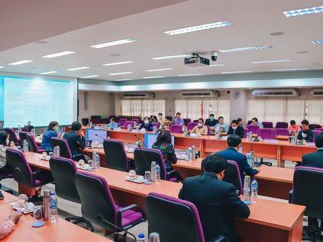 พลิกโฉมอุดมศึกษาของประเทศไทย (Reinventing University System) 
