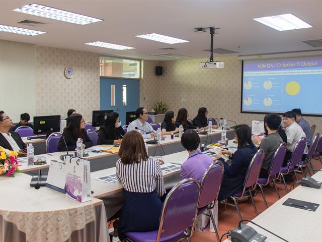 คณะศิลปศาสตร์ จัดประชุมแลกเปลี่ยนความคิดเห็นการประเมินคุณภาพการศึกษา AUN QA หลักสูตรศิลปศาสตรบัณฑิต สาขาวิชาภาษาไทย