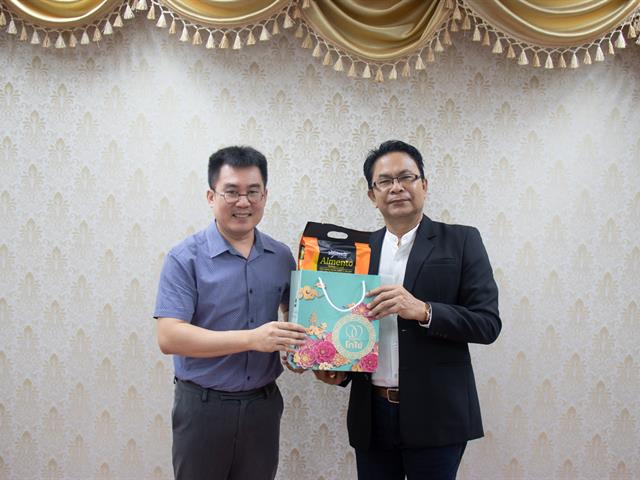 คณะศิลปศาสตร์ จัดประชุมแลกเปลี่ยนความคิดเห็นการประเมินคุณภาพการศึกษา AUN QA หลักสูตรศิลปศาสตรบัณฑิต สาขาวิชาภาษาไทย