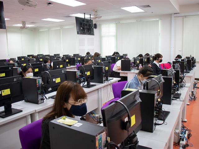 คณะศิลปศาสตร์ และ คณะแพทยศาสตร์ มหาวิทยาลัยพะเยา ร่วมติดตามการจัดการเรียนการสอนออนไลน์ จากมหาวิทยาลัยไห่หนาน สาธารณรัฐประชาชนจีน