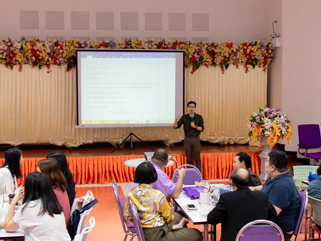 คณะศิลปศาสตร์ จัดโครงการพัฒนาอาจารย์สาขาวิชาภาษาอังกฤษ