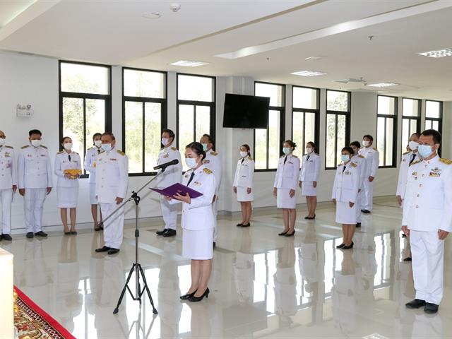 โรงพยาบาลมหาวิทยาลัยพะเยา คณะแพทยศาสตร์  รับมอบอุปกรณ์ทางการแพทย์พระราชทาน