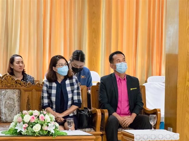 คณะศิลปศาสตร์ ร่วมแนะแนวหลักสูตรระดับปริญญาตรีและหลักสูตรระยะสั้น  ในงานประชุมผู้ปกครอง โรงเรียนพะเยาพิทยาคม 2564