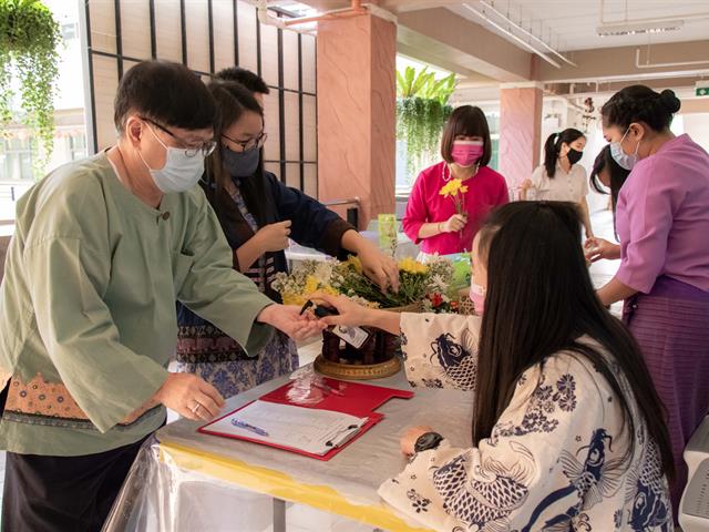 คณะศิลปศาสตร์จัดโครงการทำบุญคณะศิลปศาสตร์ ประจำปี 2564