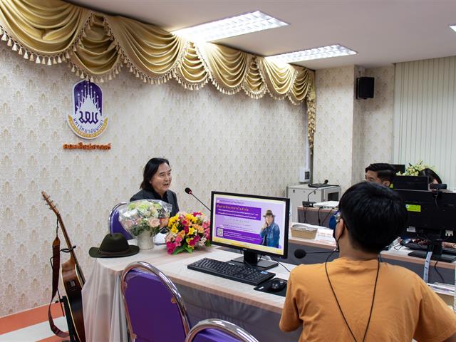 คณะศิลปศาสตร์ จัดโครงการพัฒนานิสิตระดับบัณฑิตศึกษา กิจกรรมที่ 7 วิทยานิพนธ์พัฒนา