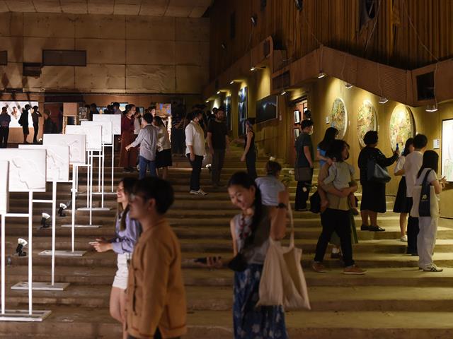 คณะสถาปัตยกรรมศาสตร์และศิลปกรรมศาสตร์  มหาวิทยาลัยพะเยา  KARMA SILP ART THESIS Exhibition 2021 