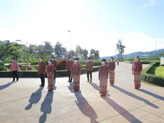 อธิการบดี ม.พะเยา ร่วมกิจกรรมเคารพธงชาติ ๒๘ กันยายน วันพระราชทานธงชาติไทย 