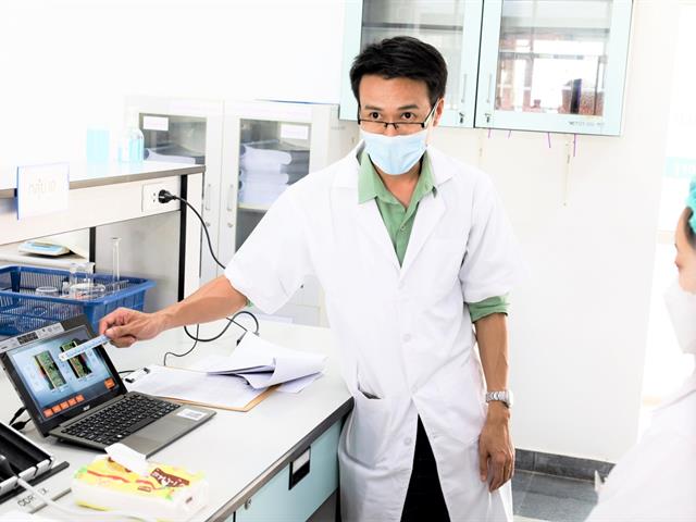 School of Pharmaceutical Sciences provides practical learning on the topic of “Anti-cellulite (Anti-cellulite product efficacy evaluation”
