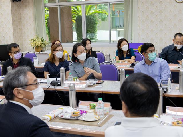 คณะศิลปศาสตร์ ให้การต้อนรับคณะศึกษาดูงานจากโรงพยาบาลเชียงใหม่ ฮอสพิทอล