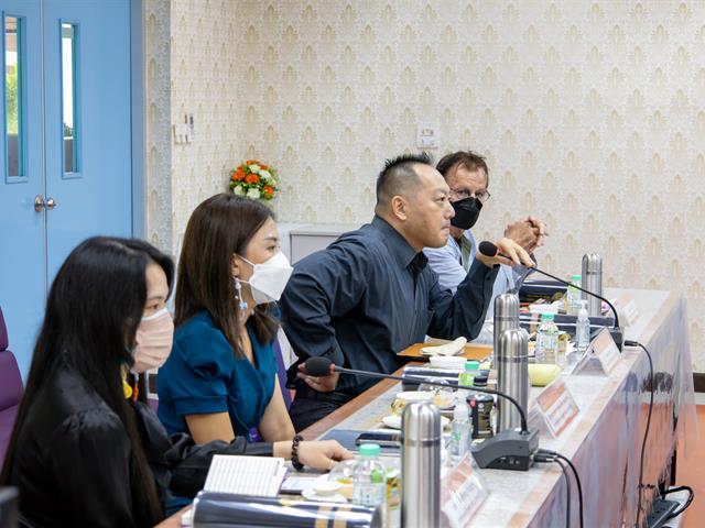 คณะศิลปศาสตร์ ให้การต้อนรับคณะศึกษาดูงานจากโรงพยาบาลเชียงใหม่ ฮอสพิทอล
