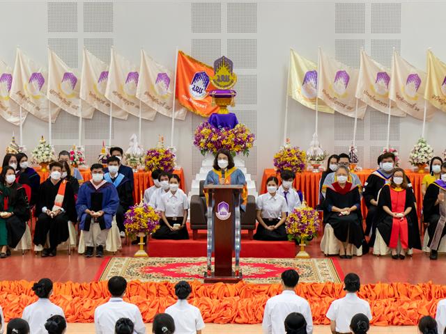 คณะศิลปศาสตร์จัดพิธีไหว้ครู “กราบคุรุปูจา ครูบาอาจารย์เจ้า” ประจำปีการศึกษา ๒๕๖๕