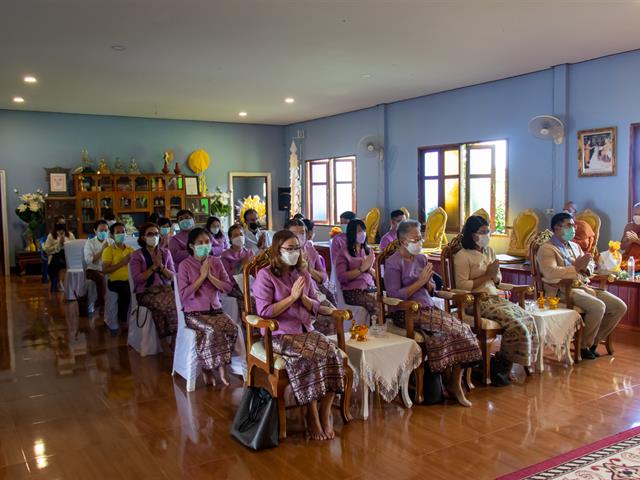 คณะศิลปศาสตร์จัดโครงการถวายเทียนส่องธรรม เนื่องในโอกาสวันอาสาฬหบูชาและวันเข้าพรรษา ๒๕๖๕