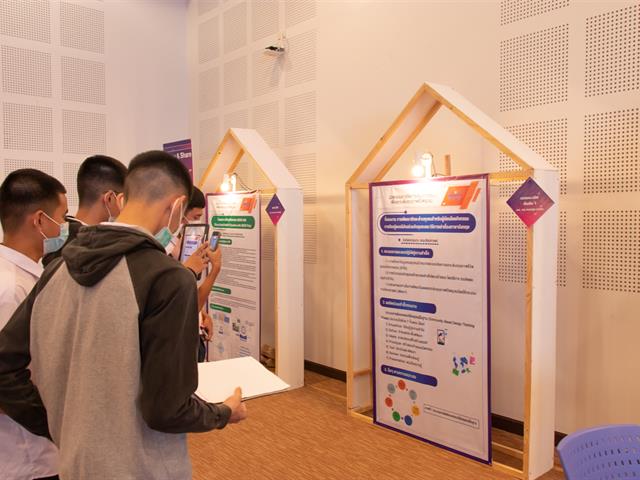 คณะศิลปศาสตร์ คว้า 2 รางวัล จากงาน Show and Share 2022 “นวัตกรรมการสอนอย่างอาจารย์มืออาชีพ”