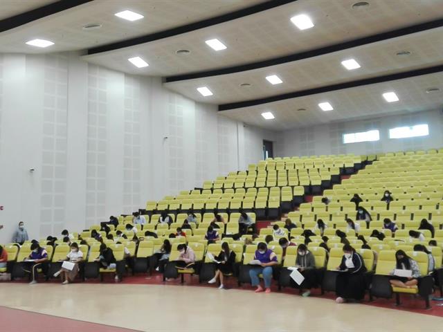 ศูนย์ภาษา คณะศิลปศาสตร์ จัดอบรมเพื่อยกระดับทักษะภาษาอังกฤษ ตามมาตรฐาน CEFR B1  English for Undergraduates (นิสิตรหัส 62) 15-16 ตุลาคม 2565