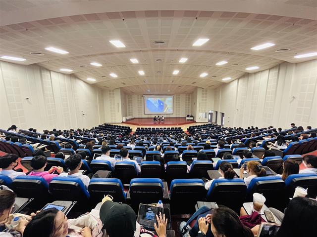 บุคลากร_คณะบริหารธุรกิจและนิเทศศาสตร์  
