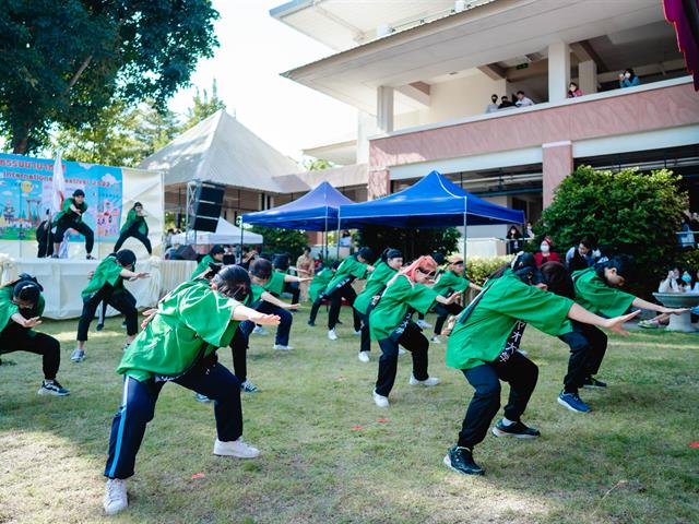 คณะศิลปศาสตร์จัดโครงการเทศกาลวัฒนธรรมนานาชาติ (International Festival) ประจำปี 2565