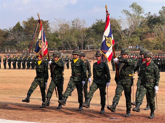 วันกองทัพไทย 