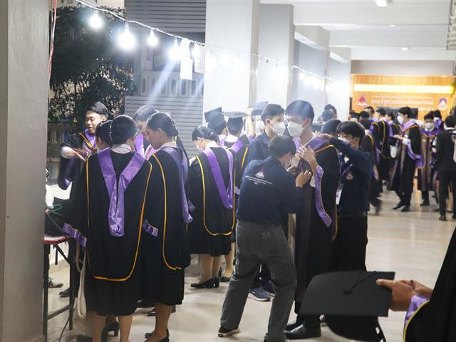 คณะรัฐศาสตร์และสังคมศาสตร์ 