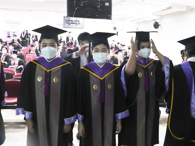 คณะรัฐศาสตร์และสังคมศาสตร์ 