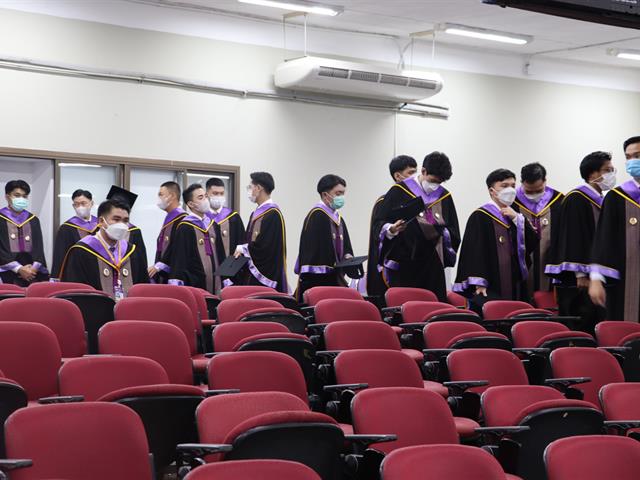 คณะรัฐศาสตร์และสังคมศาสตร์ 