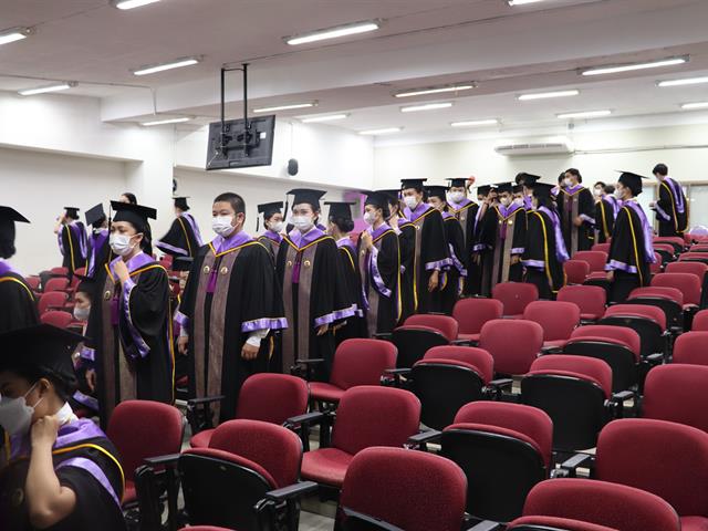 คณะรัฐศาสตร์และสังคมศาสตร์ 