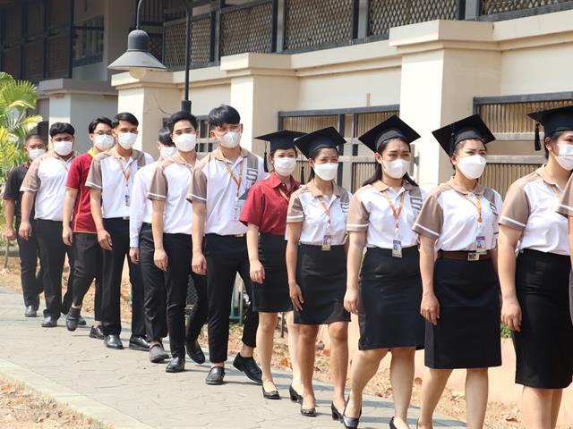 คณะรัฐศาสตร์และสังคมศาสตร์ 