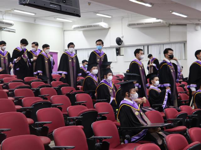 คณะรัฐศาสตร์และสังคมศาสตร์ 